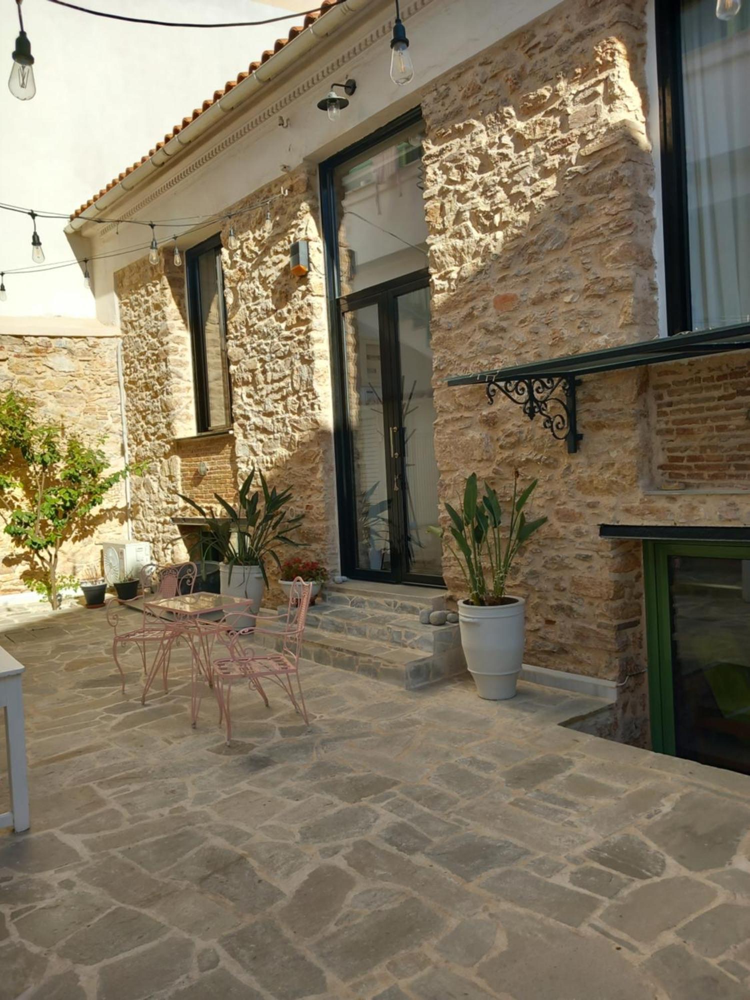 Stoa House Airport Apartamento Koropíon Exterior foto