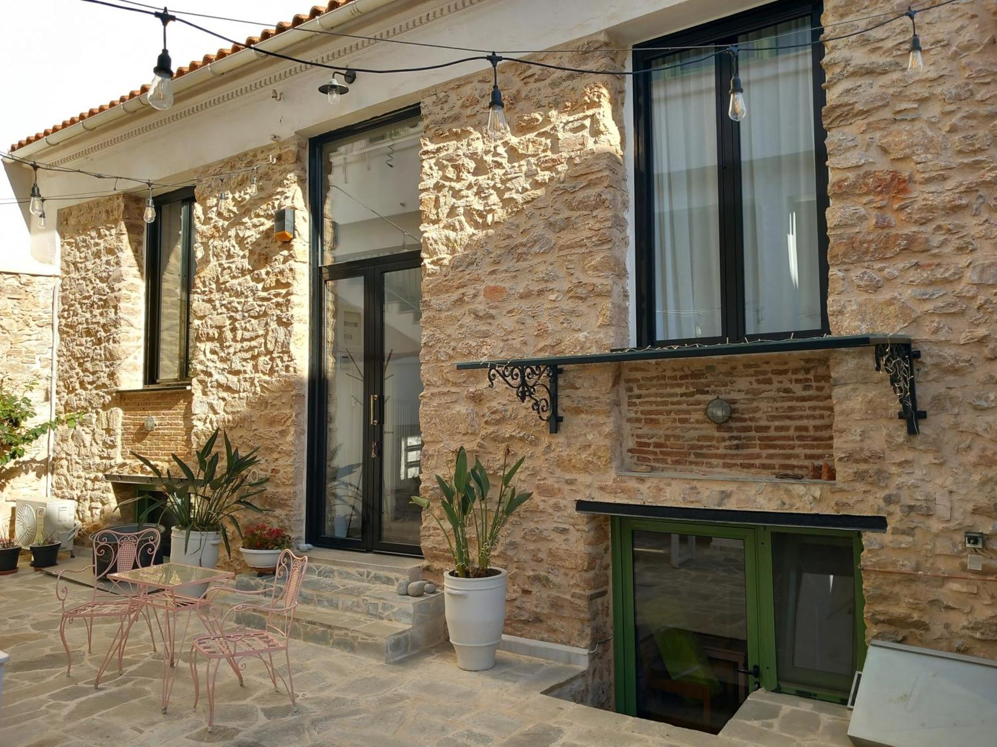 Stoa House Airport Apartamento Koropíon Exterior foto